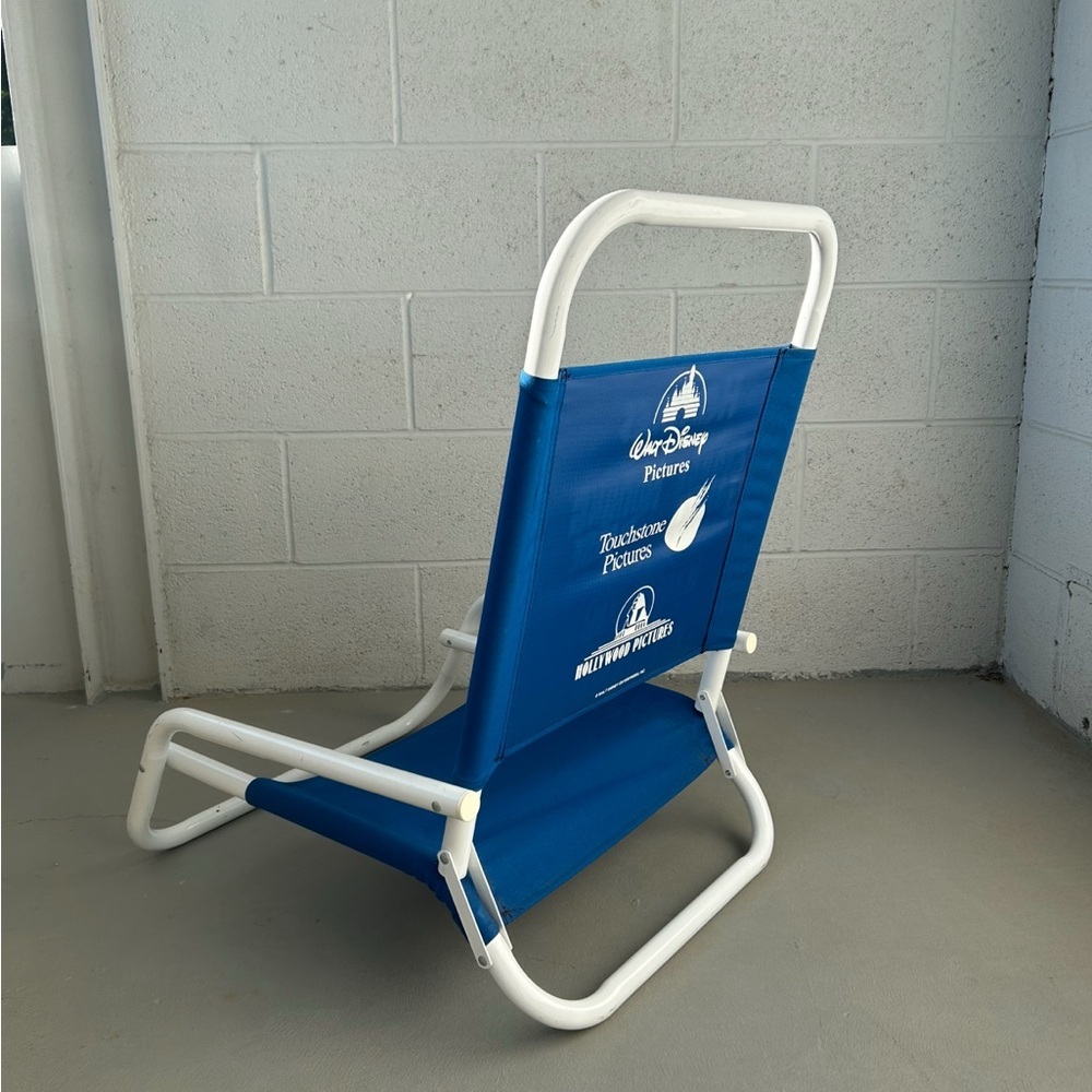 Antique Promotional Walt Disney Enterprises 1997 Movie Lineup Lawn Chair - RARE - Picture 3 of 5